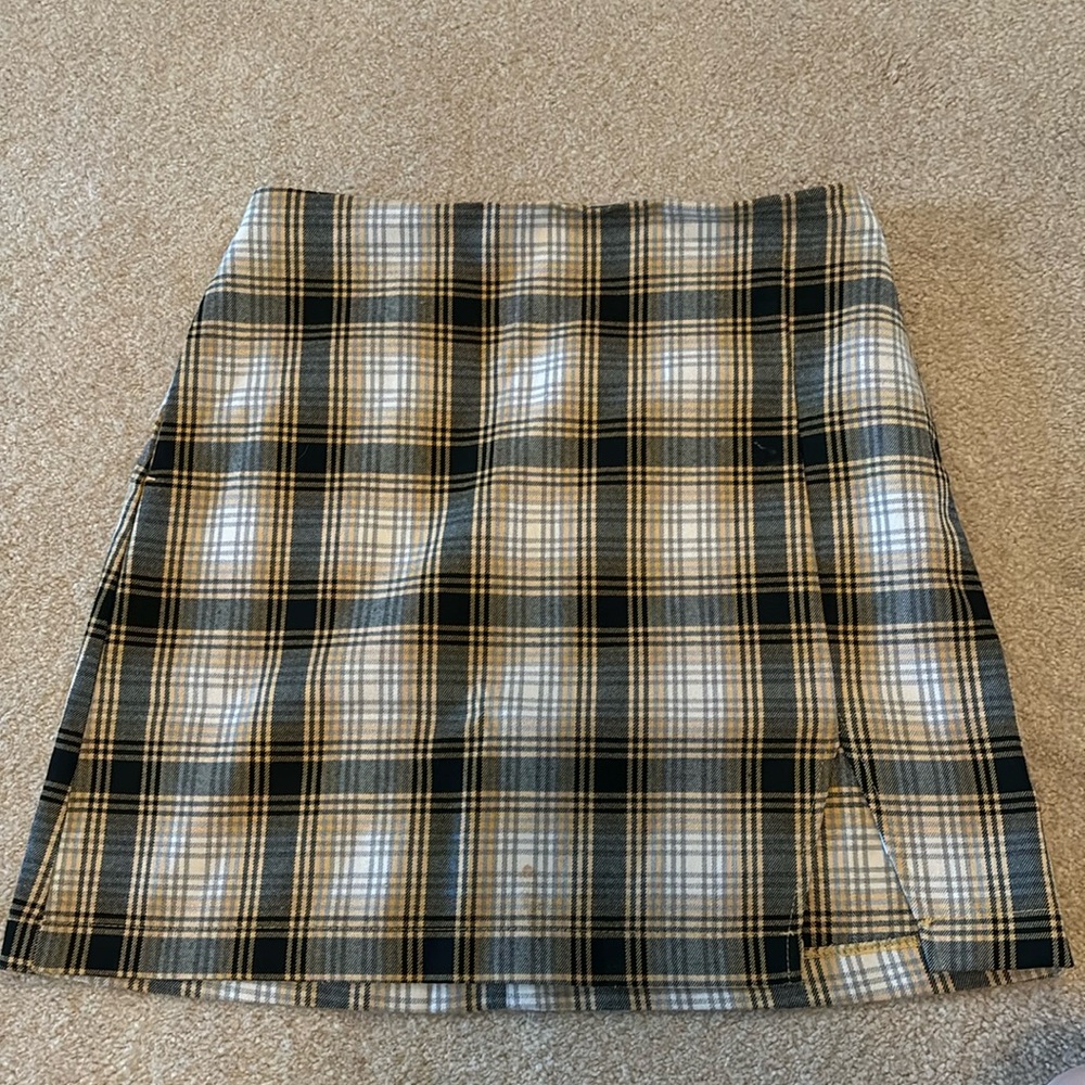 Urban Outfitters black, yellow, and white plaid skirt